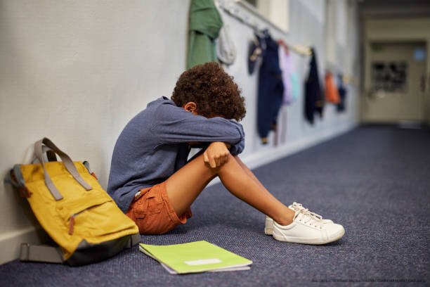 L'IMPACT DE L'ENFANCE TRAUMATIQUE SUR LA CRIMINALITÉ ADULTE 3 Le lien entre traumatisme