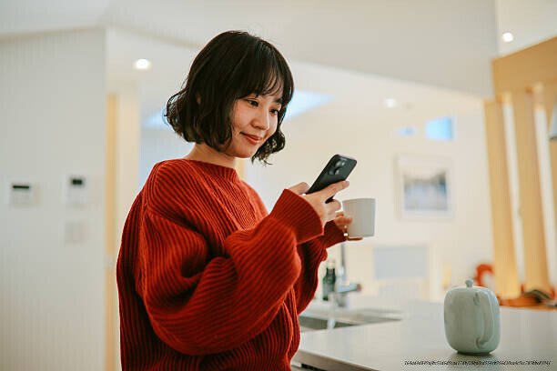COMMENT LA COMPARAISON PERMANENTE SUR LES RÉSEAUX SOCIAUX CRÉE UNE GÉNÉRATION DÉPRIMÉE 1 La comparaison permanente