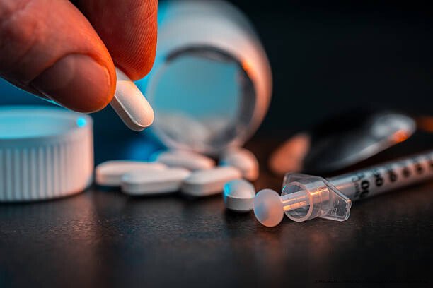 L'IMPACT DÉVASTATEUR DU FENTANYL SUR LA SANTÉ PUBLIQUE 3 Les facteurs de risque d'overdose au fentanyl