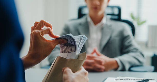 LES PAYS OÙ LA CORRUPTION COMPROMET LA JUSTICE 6 vers un avenir de justice