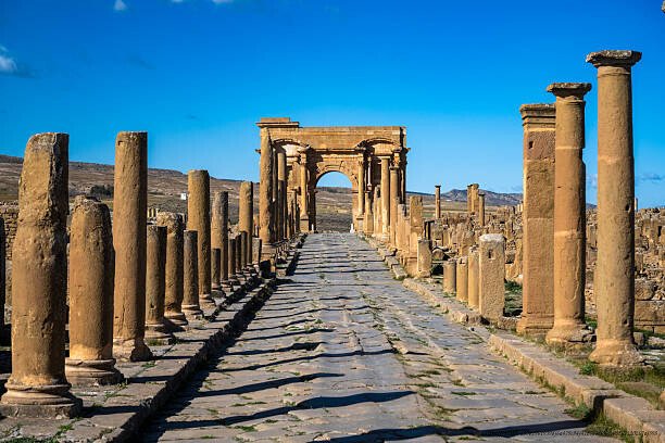 EXPLORATION DES RÉCITS DES ANCIENNES CIVILISATIONS AFRICAINES SUR DES VISITEURS CÉLESTES 4 anciennes civilisations africaines,