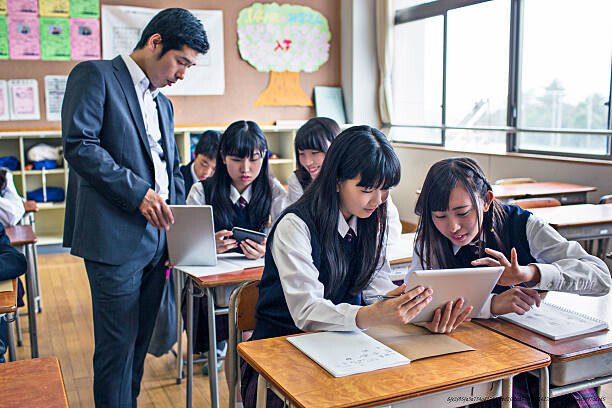 LES VALEURS DE RESPECT ET DE DISCIPLINE AU JAPON 4 Le rôle des enseignants comme modèles