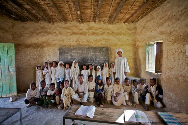 L'IMPACT DES ÉCOLES COMMUNAUTAIRES SUR LE DESTIN DES VILLAGES AFRICAINS 6 L'avenir de l'éducation