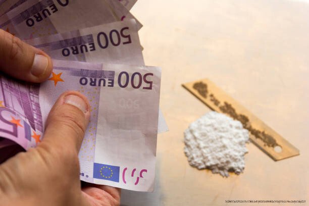 L'IMPACT DU TRAFIC DE DROGUE SUR LES GUERRES CIVILES ET LA STABILITÉ DES NATIONS 1 L'impact du trafic de drogue