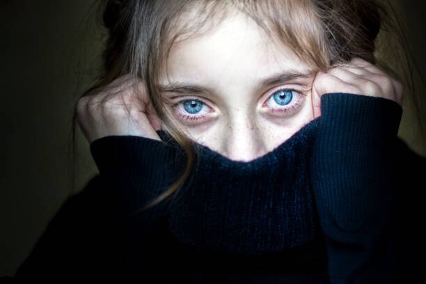 RECONSTRUCTION D'UN ENFANT TRAUMATISÉ SANS THÉRAPEUTE : STRATÉGIES ACCESSIBLES 2 Reconstruction d'un enfant