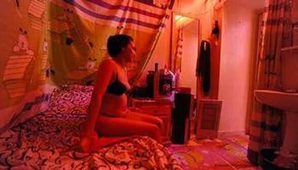 MÉCANISMES DES RÉSEAUX DE PROSTITUTION FORCÉE DANS LES GRANDES VILLES AFRICAINES 3 Rôles des Intermédiaires